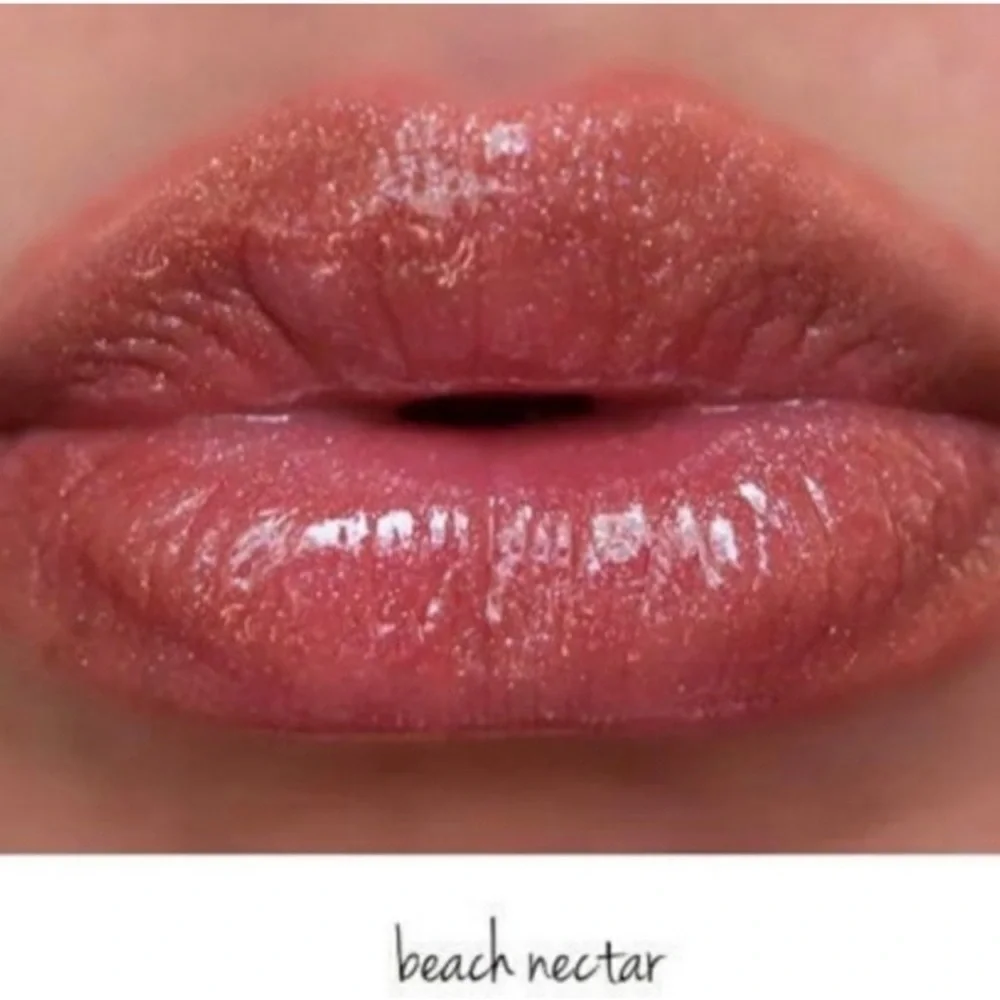 💕⚡️BECCA Beach Nectar Glow Gloss
